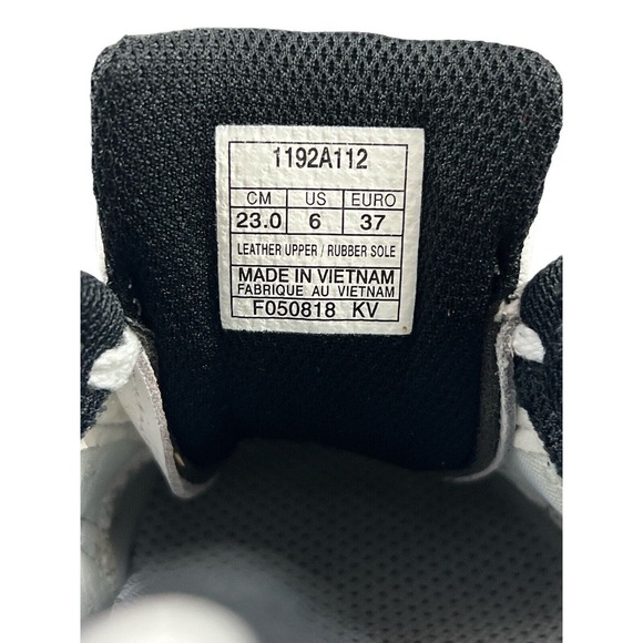 ASICS Tiger Gel‎ Saga Black/White Polka Dot Women Sz 6 - Picture 7 of 7